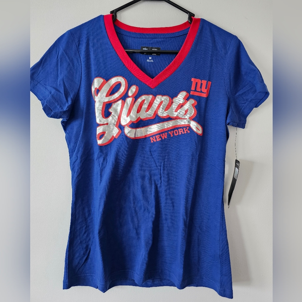 NWT nfl team apparel giants v neck